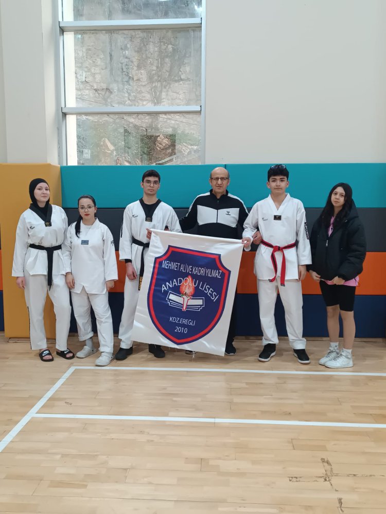 TAEKWONDO SPOR KULÜBÜNE BAŞARILAR DİLERİM...